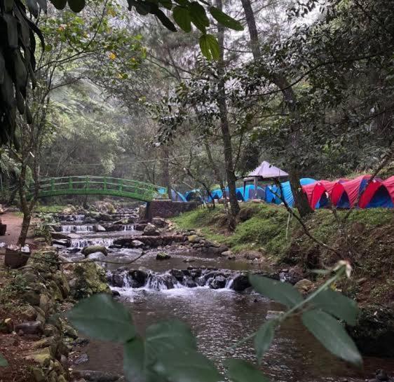 Tapian Ratu Camp Real 부키팅기 외부 사진